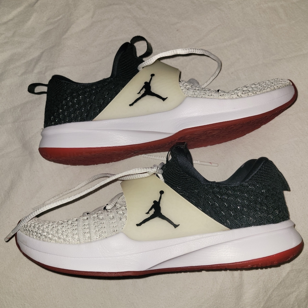 Jordan shoes mens 11